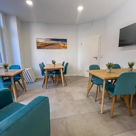Privatunterkunft Haus Antina 2